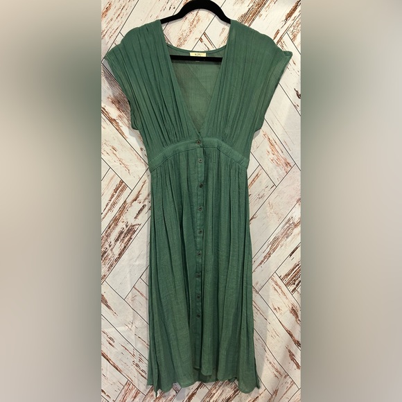 Kori Dresses & Skirts - Kori America Size Small Green Dress